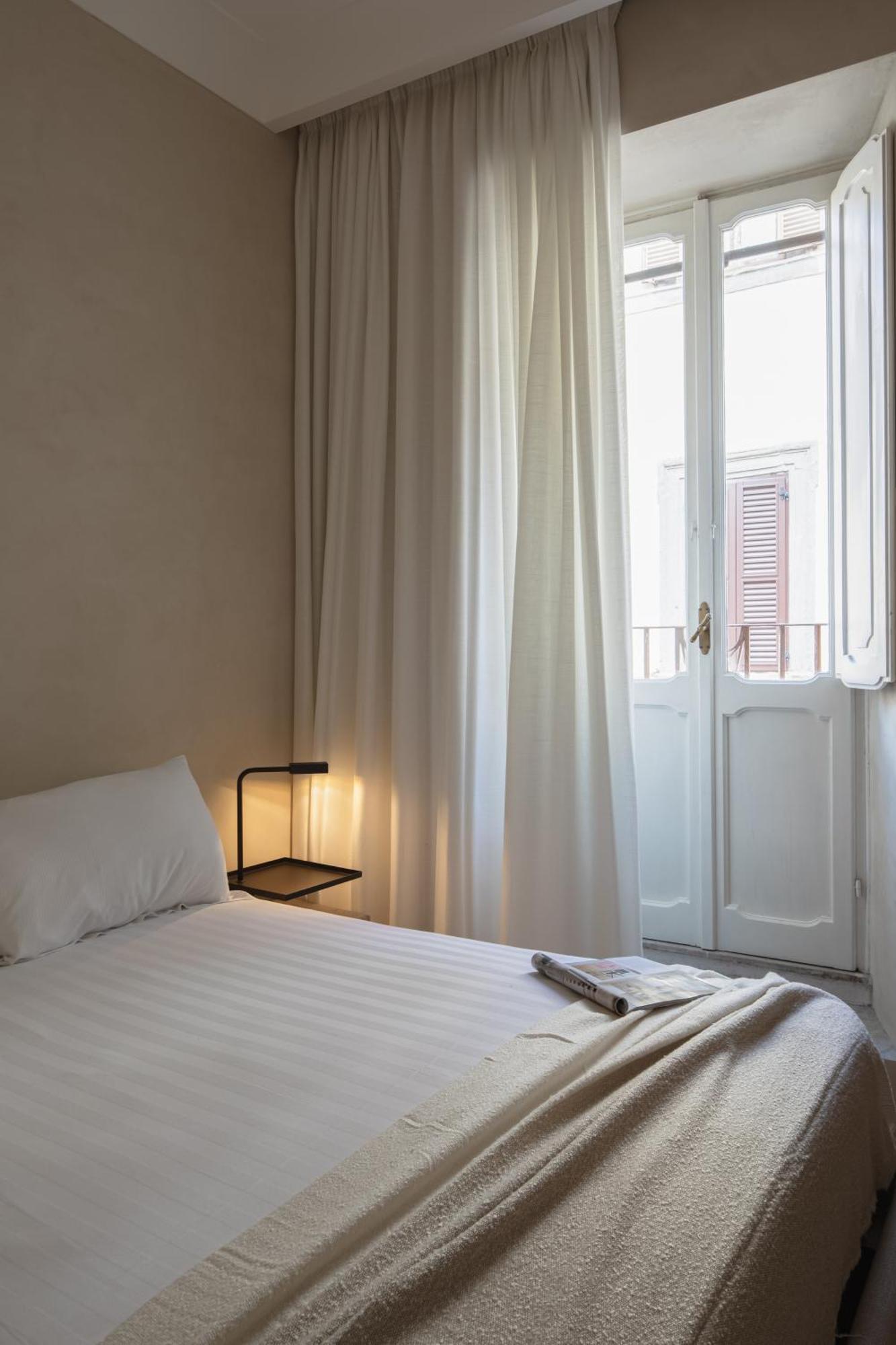 The Spanish Campo De' Fiori 3*