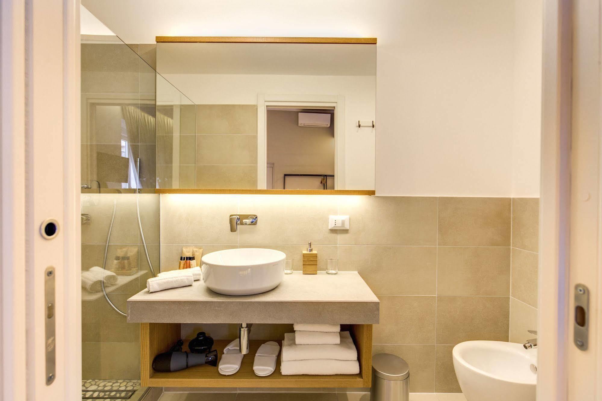 The Spanish Campo De' Fiori 3*